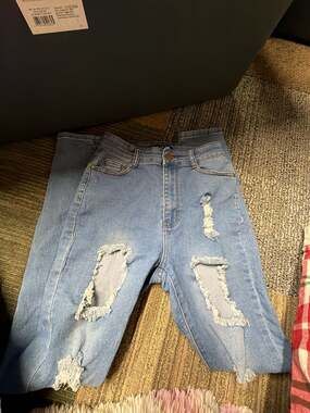 Fashion Nova Distressed High Rise Skinny Jeans Size 7/8